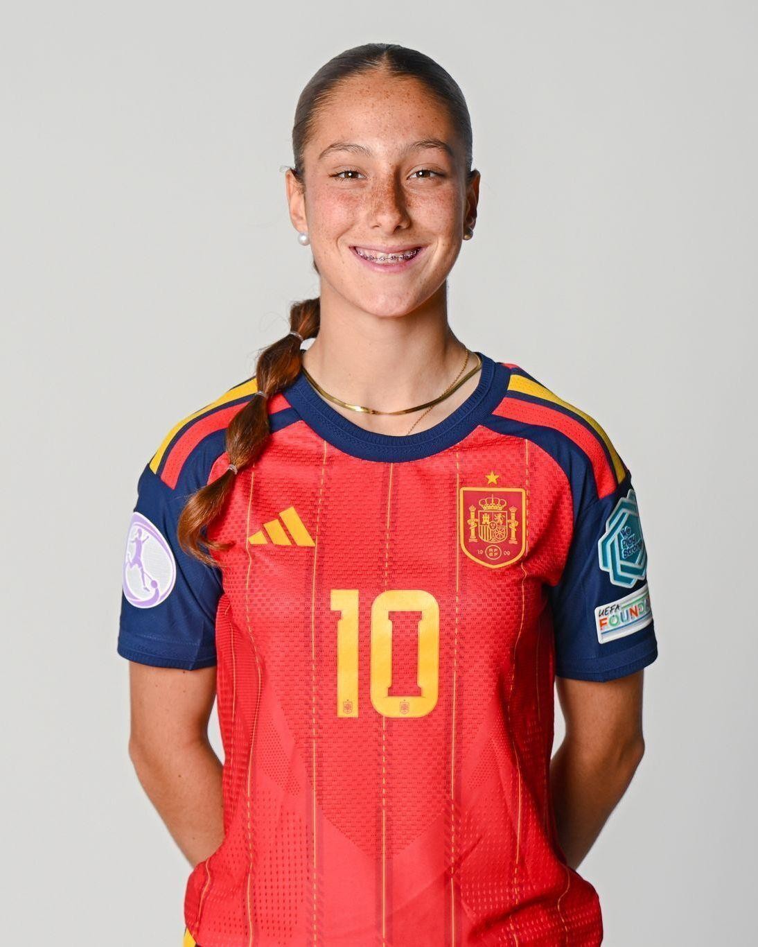 La rojiblanca cuajó una gran actuación en su debut (GRANADA CF)