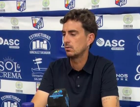 El entrenador del Motril, Mario Cabrera El entrenador del Motril, Mario Cabrera