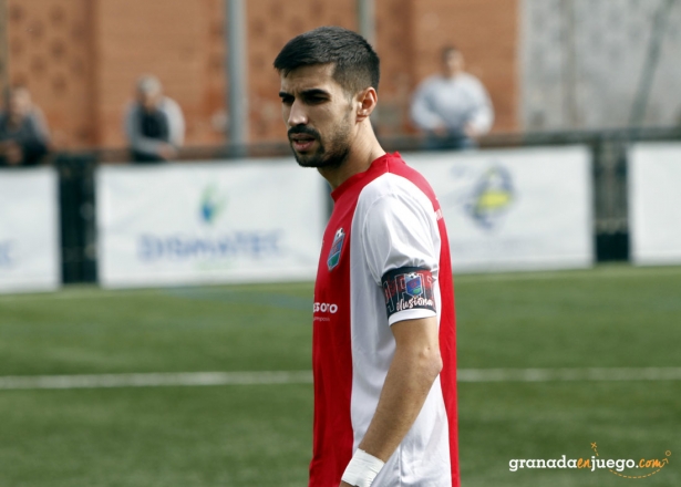 Antonio Peso, jugador del Churriana CF, durante un partido (J. PALMA)