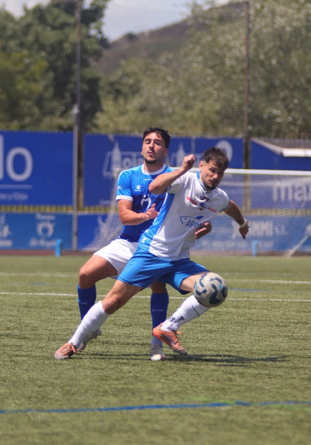 El derbi fue muy intenso (IVÁN MÁRQUEZ)