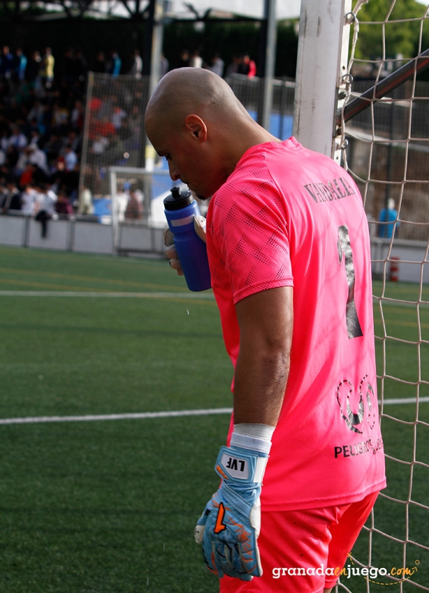 Cámara, cancerbero del Vandalia de Peligros, durante un encuentro (J. PALMA)