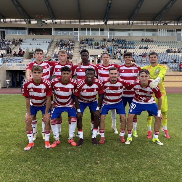 Once inicial del Granada CF C ante el Poli Ejido (CANTERA NAZARÍ) Once inicial del Granada CF C ante el Poli Ejido (CANTERA NAZARÍ)