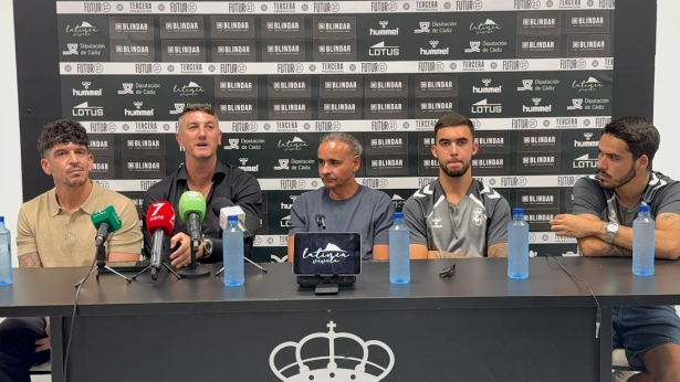 Presentación de Levi Cantero como entrenador de la.Balompedoca Linense (BALONA) Presentación de Levi Cantero como entrenador de la.Balompedoca Linense (BALONA)