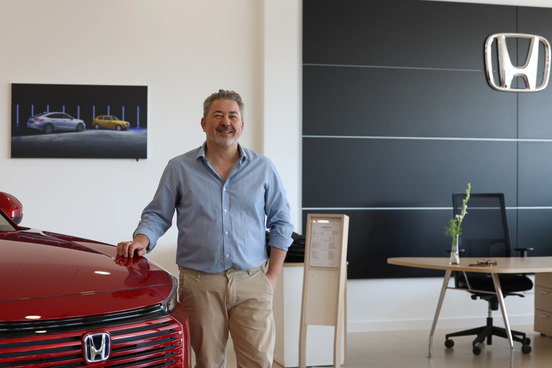 Antonio Castillo, gerente de Culmen Honda Granada (J. AZCOYTIA)