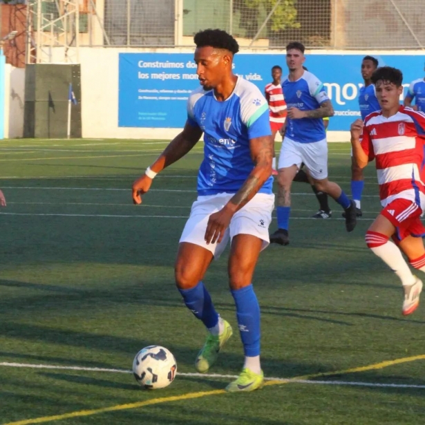 Lester ha sido el máximo goleador de los equipos granadino de División de Honor (IVÁN MÁRQUEZ/UD MARACENA) Lester ha sido el máximo goleador de los equipos granadino de División de Honor (IVÁN MÁRQUEZ/UD MARACENA)