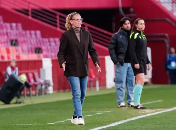 Irene Ferreras se despide del Granada (GRANADA CF) Irene Ferreras se despide del Granada (GRANADA CF)