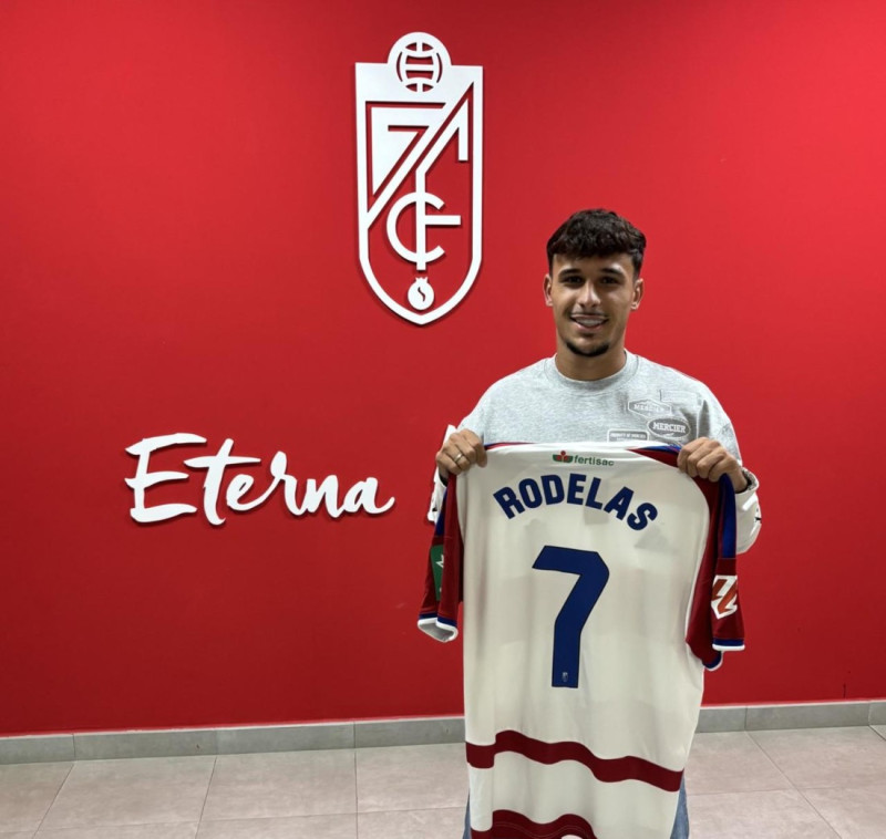 Rodelas pasa a llevar el 7 en su camiseta (GRANADA CF) Rodelas pasa a llevar el 7 en su camiseta (GRANADA CF)