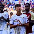 Dylan ya ha debutado con el primer equipo (LOF)