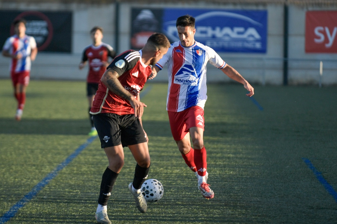 El Arenas no quiere apearse de lo más alto de la tabla (J. PALMA)