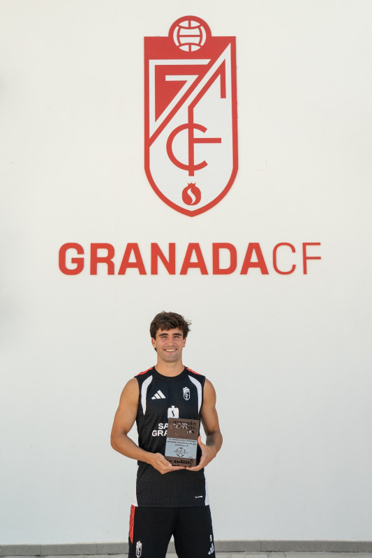 El centrocampista espera cuajar otra buena temporada como rojiblanco (JUAN HERNÁNDEZ)
