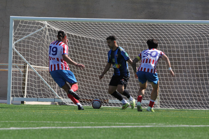 Pedro Corral debutó en el Purullena CF (LOREN TOMÁS) Pedro Corral debutó en el Purullena CF (LOREN TOMÁS)