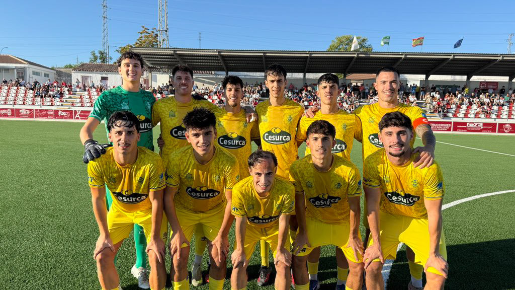 Once inicial del CD Huétor Tájar en Martos (CD HUÉTOR TÁJAR)