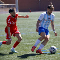 Funes controla el balón ante un jugador del Baeza. FOTO: NATALIA CASTILLO.