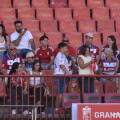 La afición ha recuperado la ilusión por ver a su equipo (J.M. BALDOMERO)