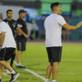 Seco da instrucciones a sus jugadores (GPMEDIA)