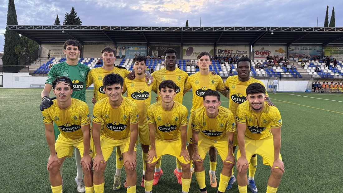 Once inicial del CD Huétor Tájar ante el Villacarrillo (CD HUÉTOR TÁJAR)