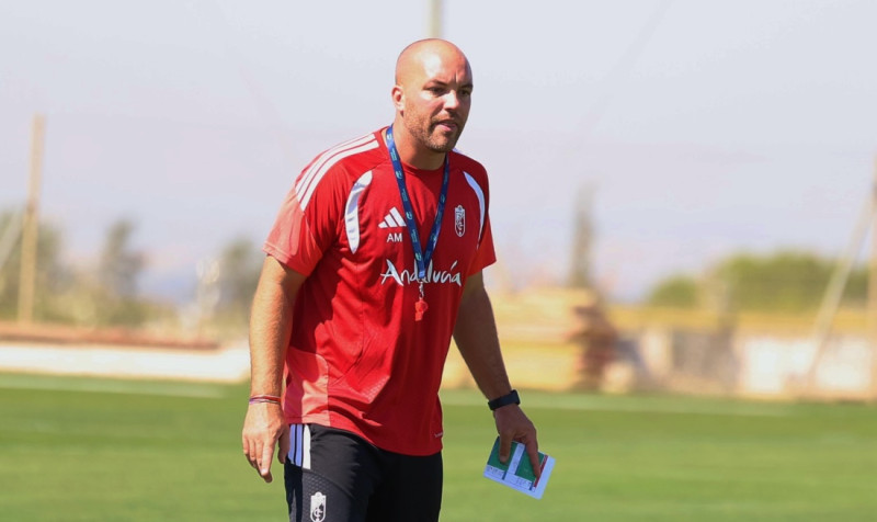 El técnico rojiblanco terminó satisfecho con e partido de las suyas (J. AZCOYTIA) El técnico rojiblanco terminó satisfecho con e partido de las suyas (J. AZCOYTIA)