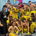 El CD Huétor Tájar celebra el triunfo (CD HUETOR TÁJAR)