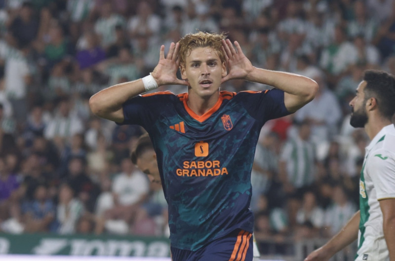Pascual está marcando goles decisivos para el Granada (LOF) Pascual está marcando goles decisivos para el Granada (LOF)