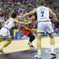 Lluís Costa durante el partido ante Tizona (GPMEDIA)