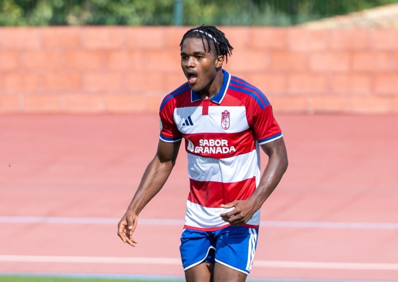 El Recreativo suma un nuevo triunfo (GRANADA CF) El Recreativo suma un nuevo triunfo (GRANADA CF)