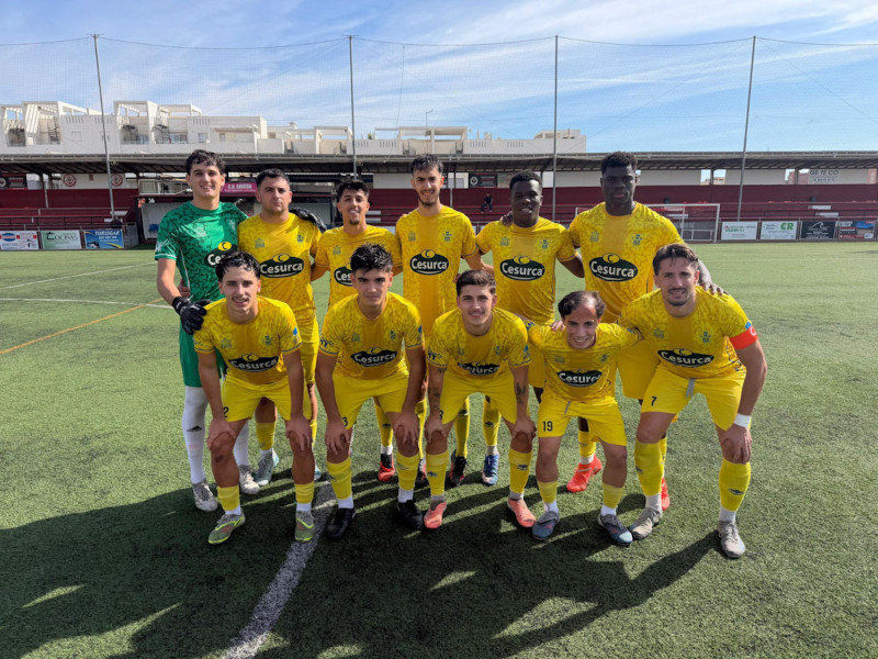 Once inicial del CD Huétor Tájar ante el Rincón (CD HUÉTOR TÁJAR)