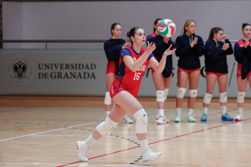 Las universitarias volvieron a caer