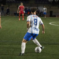 Castillo controla el balón en una acción del partido ante el Guadix (MIGUEL JÁIMEZ)