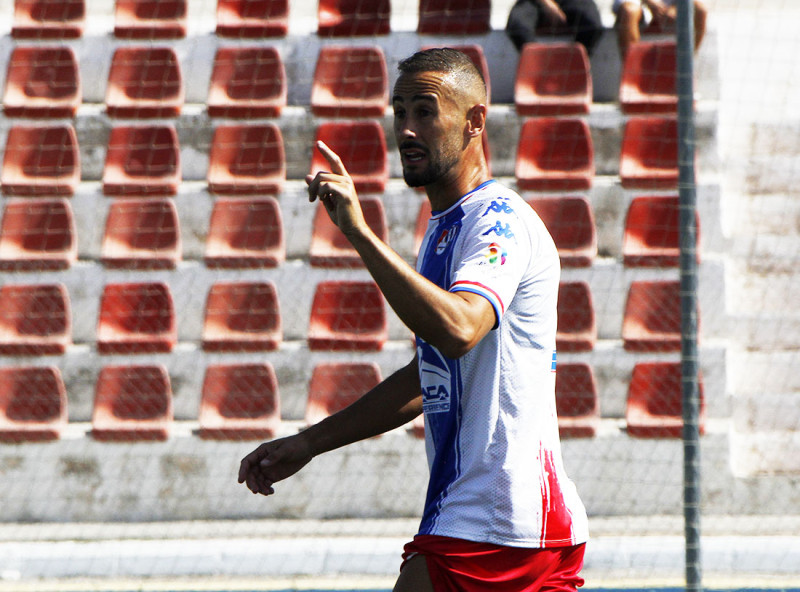 Álex Gálvez, jugador del Arenas de Armilla, durante un partido de esta temporada (J. PALMA)