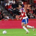 Lama volvió a completar un partido muy serio (J.M. BALDOMERO)