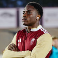 Chinaza, uno de los que vuelven al once del Granada (GRANADA CF)