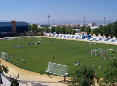 Vista del campo de fútbol principal de la Ciudad Deportiva de Maracena