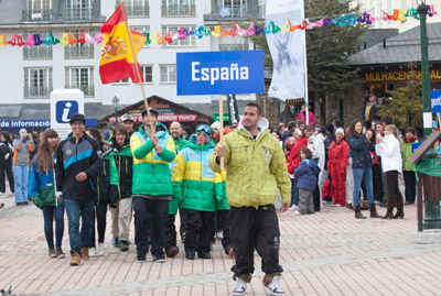 El combinado español desfila durante la ceremonia de inauguración