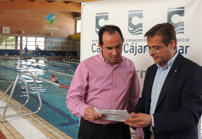El alcalde de Cájar junto a Antonio Granados