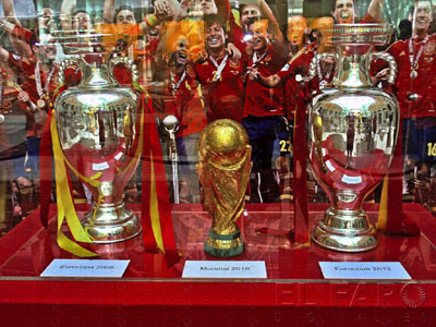 Granada podrá ver de cerca los tres trofeos (ELFARO)