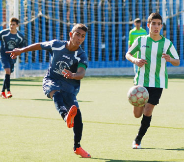 Los cadetes lideran la tabla 