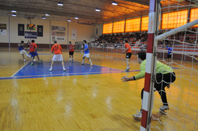 La emoción está asegurada en el 24 horas de fútbol sala
