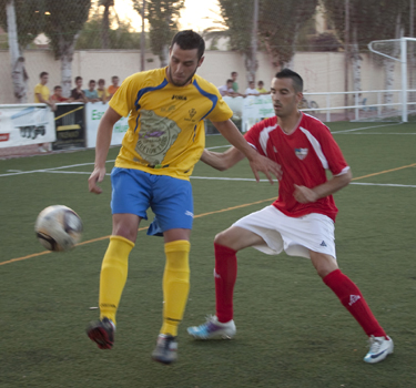 Juanfran en un partido con el Huétor Tájar 