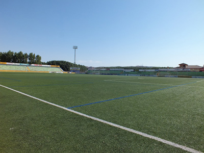 Pistas del polideportivo municipal donde se disputan los torneos