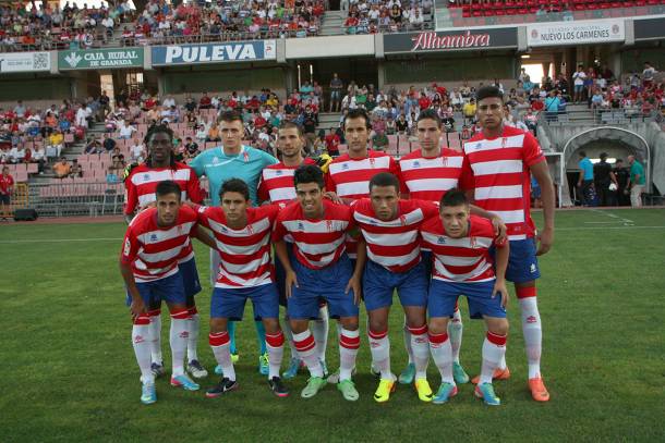 Joseba Aguado introdujo varias novedades en el once inicial