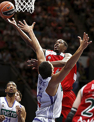 Hunter en una acción del partido de ida (ACBMEDIA) Hunter en una acción del partido de ida (ACBMEDIA)