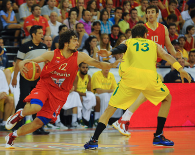 España se siente como en casa jugando en Granada 