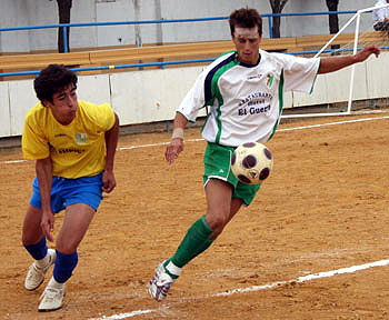 El Huétor Vega ha recuperado el liderato (J.J.M.) El Huétor Vega ha recuperado el liderato (J.J.M.)