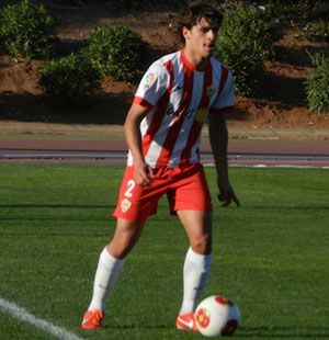 Marín ya ha debutado con el Almería