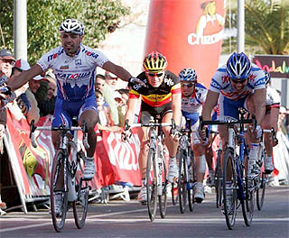 Napolitano ganó al esprint en la segunda etapa (DEPORINTER)