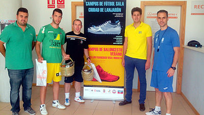 Dani Rodríguez y Víctor Montes durante su visita al Campus (GRJ)