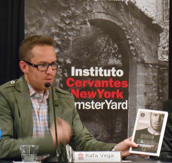 Rafa Vega durante la presentación de su libro 