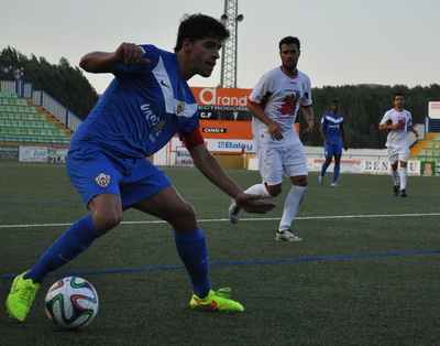Antonio Marín, futbolista granadino, con la selección nacional