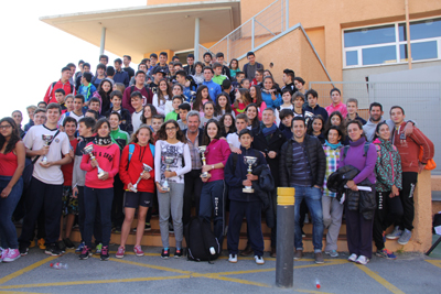 Participantes en el primer acuatlón de Motril 