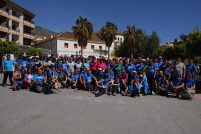 Participantes en el encuentro de senderismo 